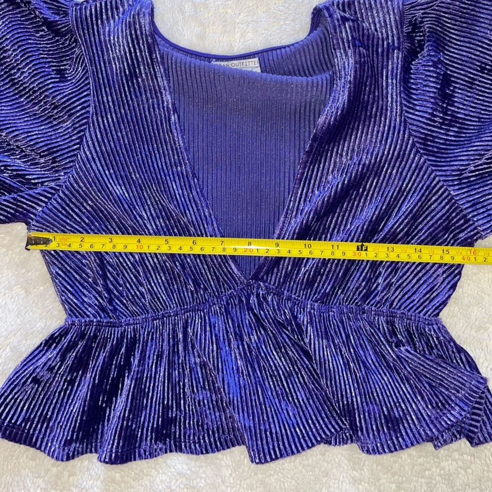 Urban Outfitters Royal Blue Velvet VNeck Crop Top - Picture 5 of 7